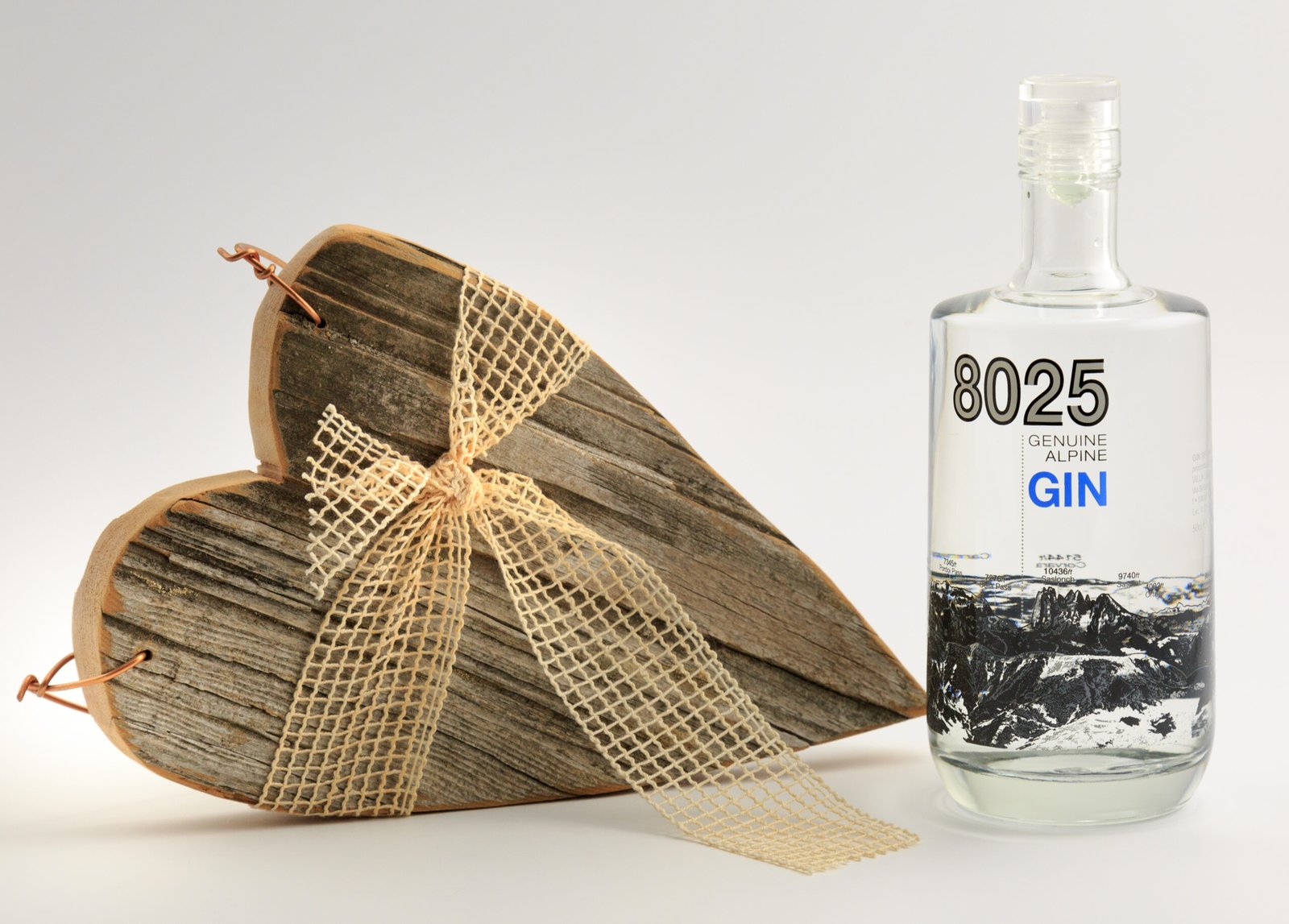 Villa Laviosa 8025 Genuine Alpine Gin / 40% Vol. 0,5 ltr. / Geschenkkarton - Image 6